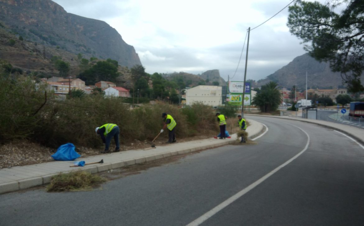 Acondicionamiento acceso cementerios (2)