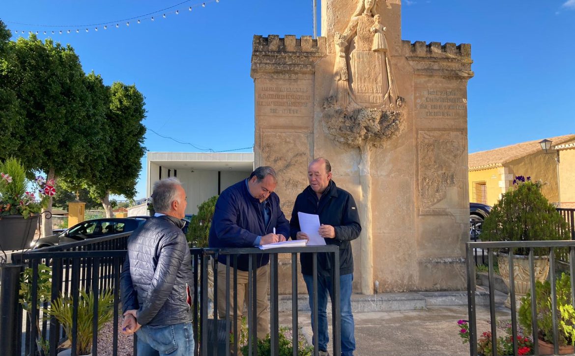 la matanza plaza incio obras replanteo orihuela