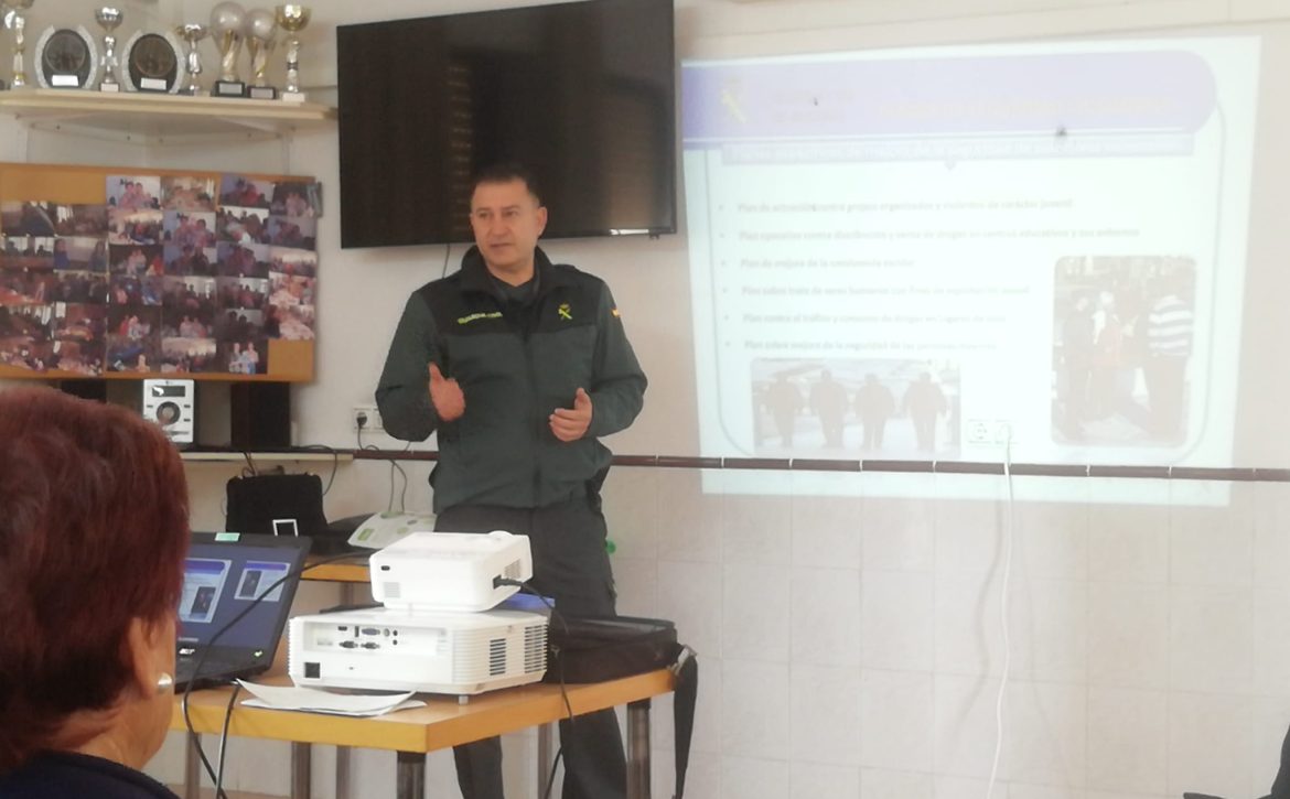 Charla-Guardia-Civil