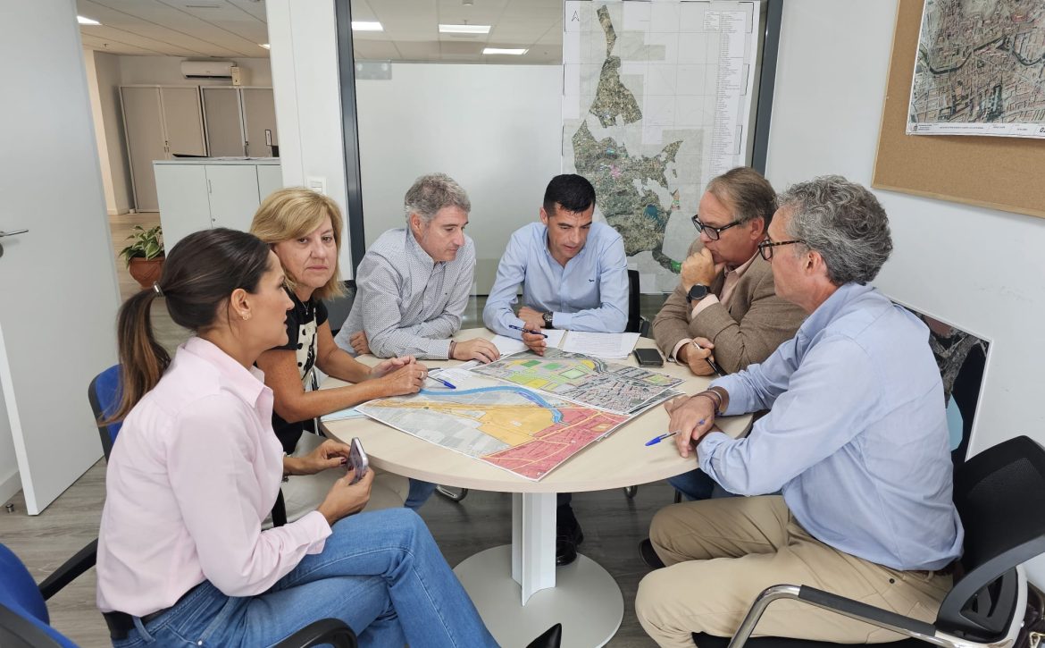 Visita director general de Urbanismo (1)