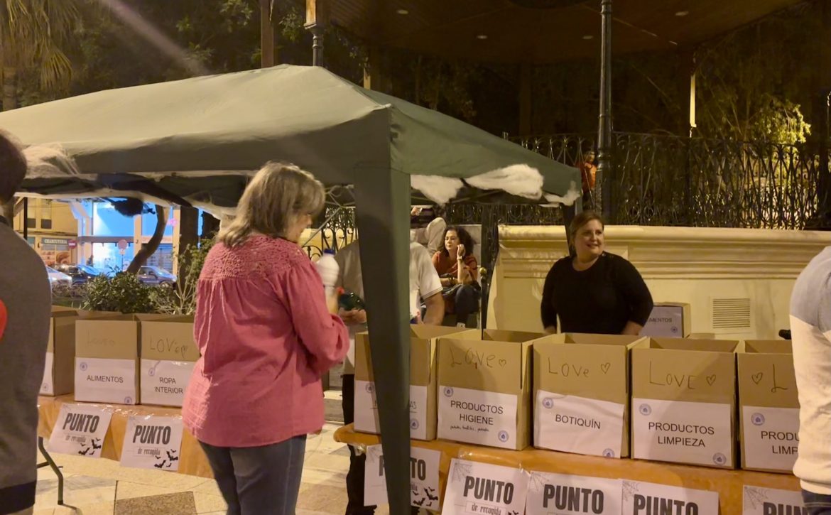 foto punto solidario Halloween
