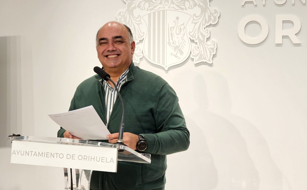 Foto de la rueda de prensa de Víctor Valverde