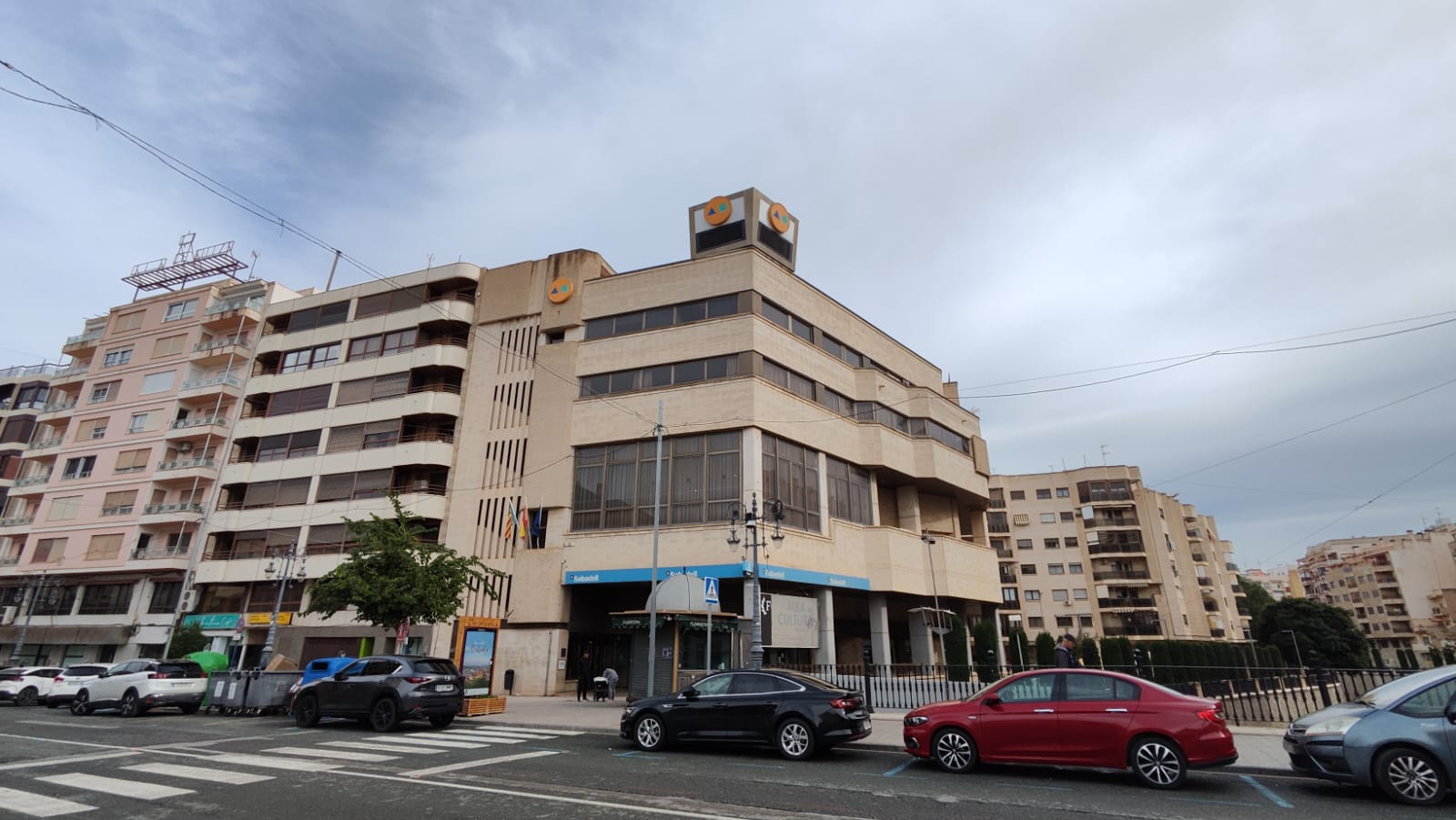 Fotografia-edificio-CAM