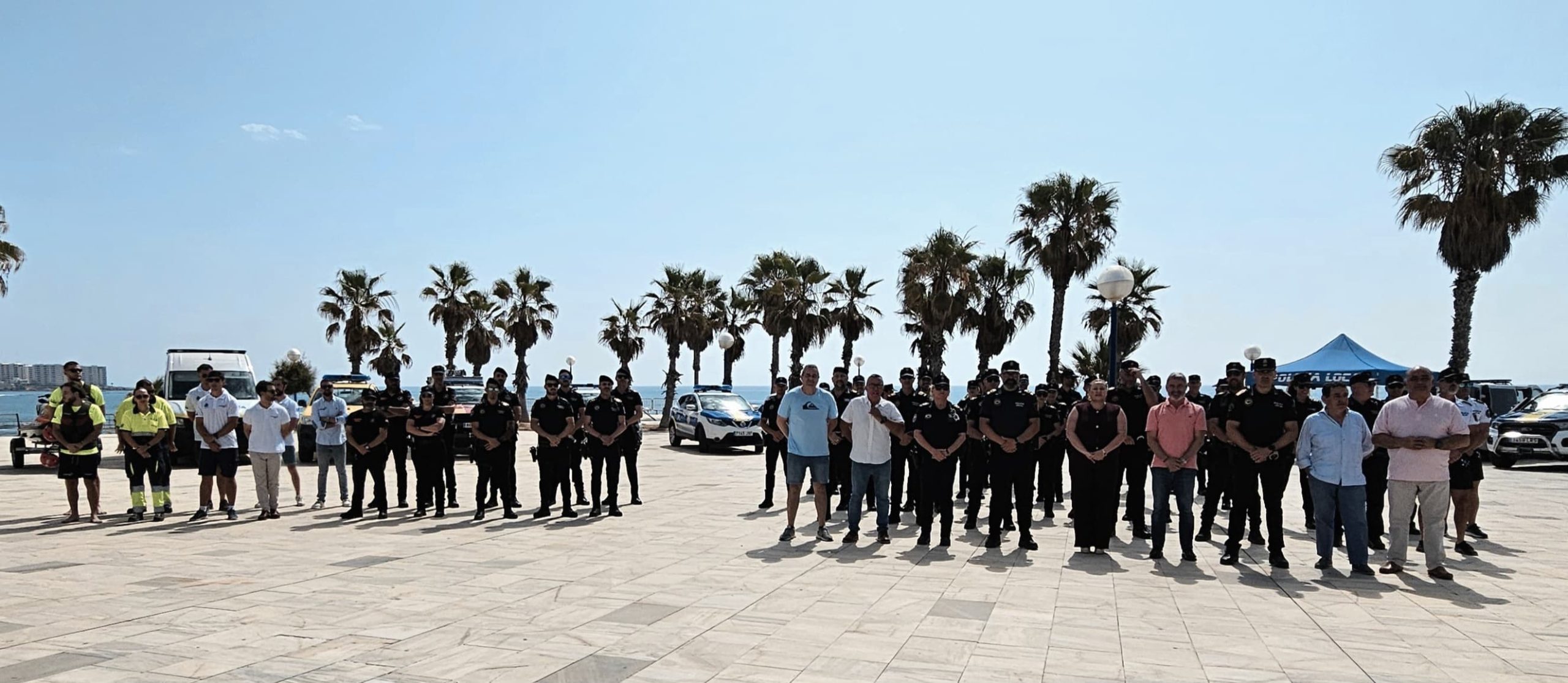 Orihuela refuerza la seguridad estival en la costa con un amplio dispositivo por tierra, mar y aire, drones, motos de agua y 56 agentes