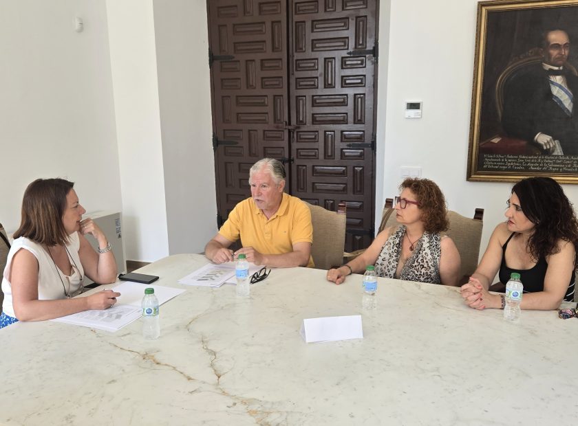Foto reunión con ACECOVA