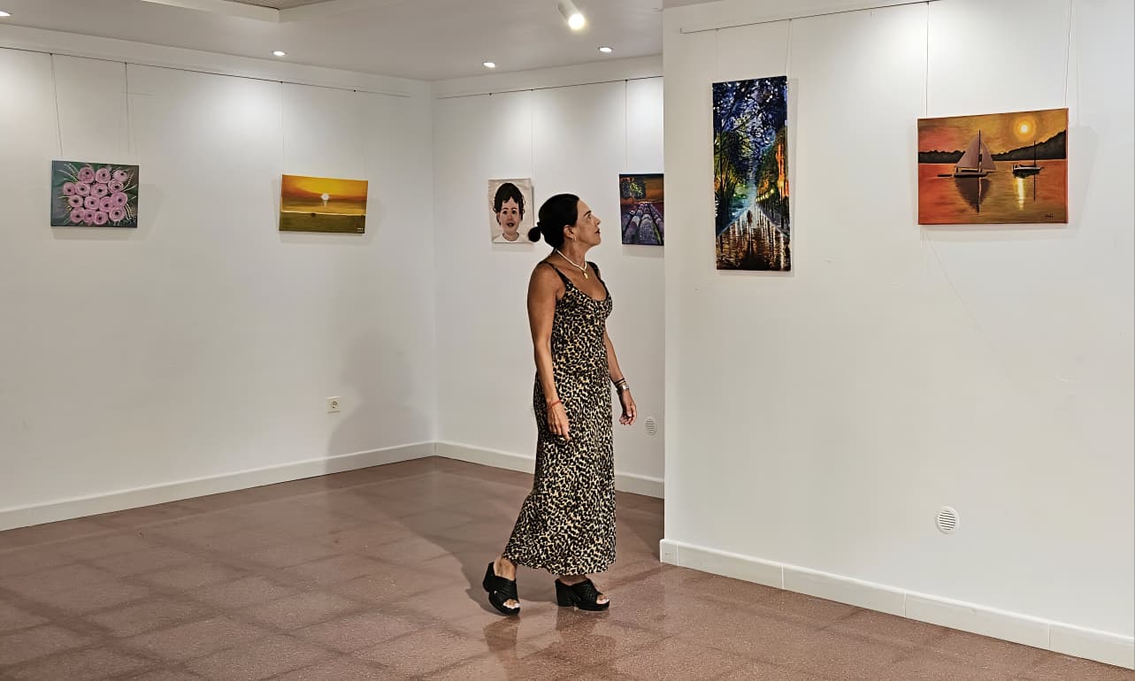 El Museo de la Reconquista acoge la exposición de pintura realizada por los usuarios del Centro de Mayores Virgen de Monserrate