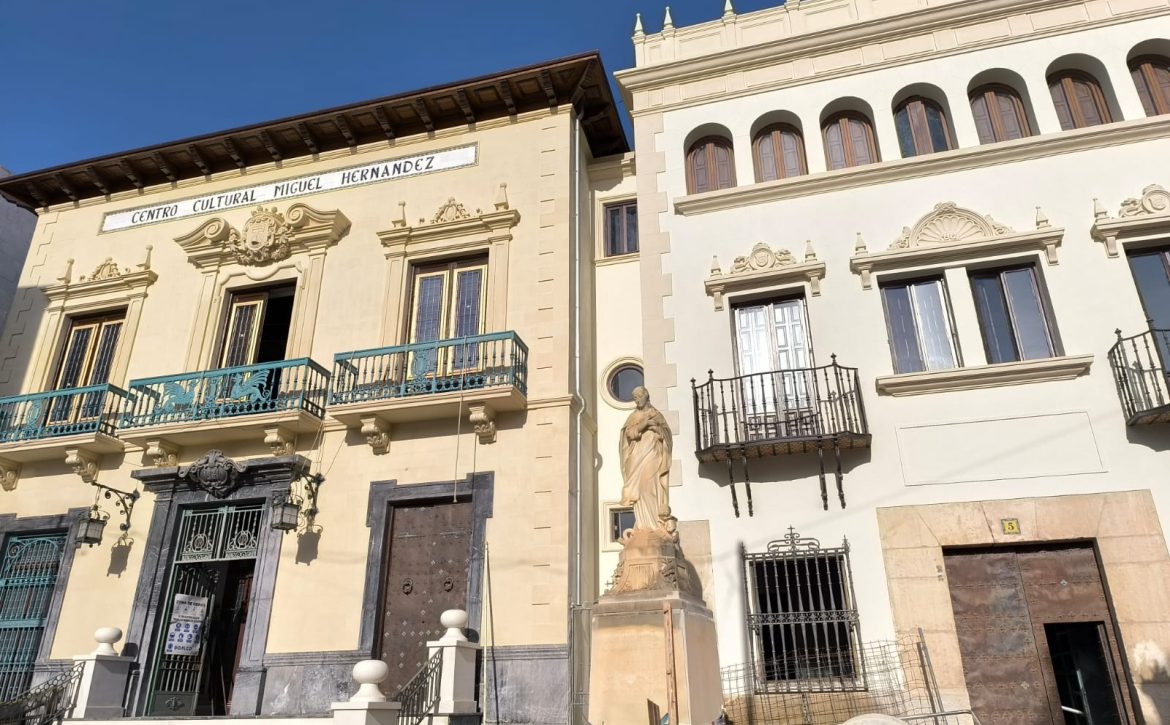 Caja de ahorros de Monserrate