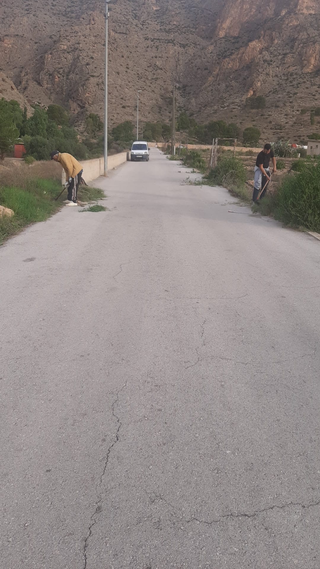 Cementerio La Aparecida (calle de subida)