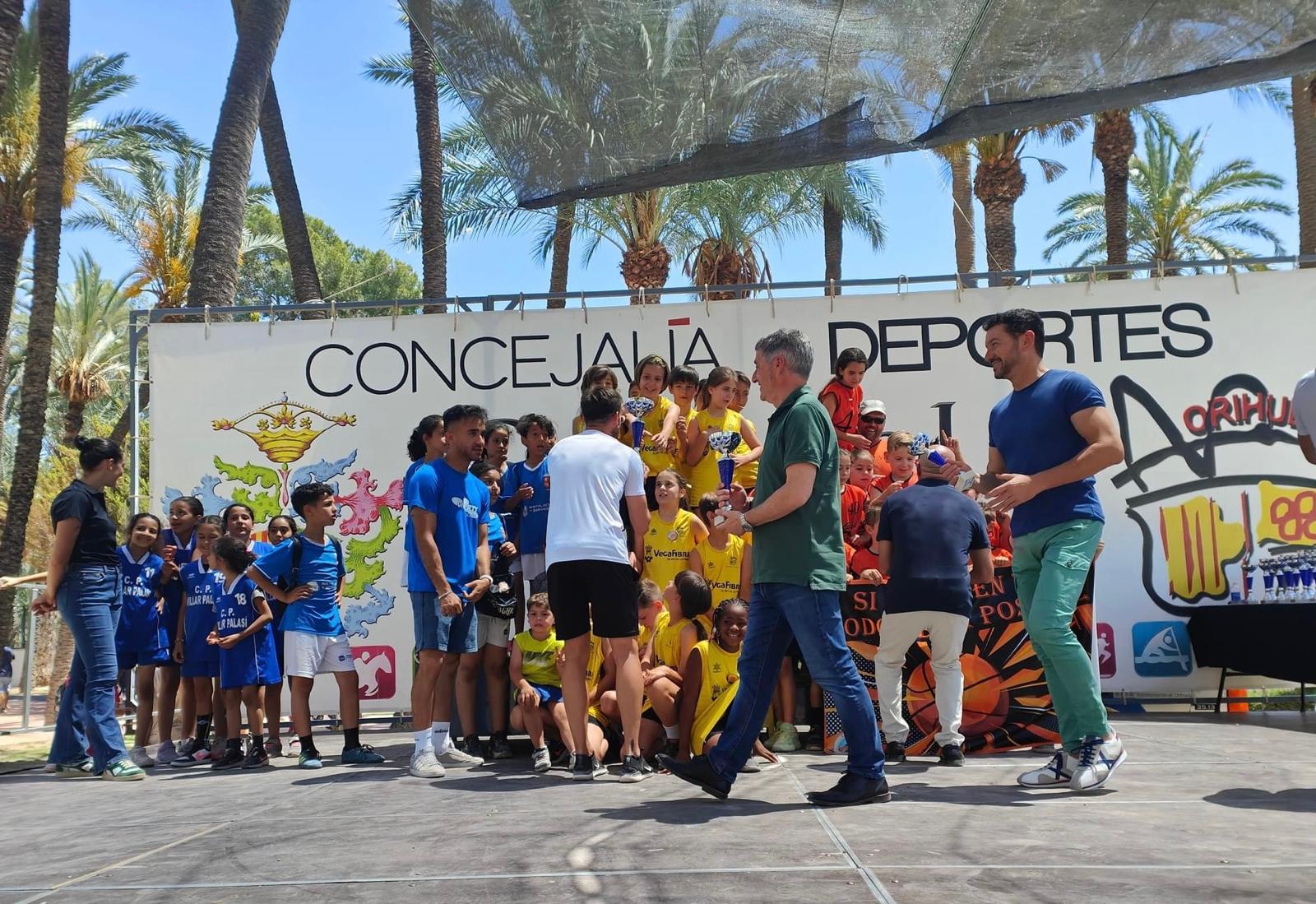 El Ayuntamiento de Orihuela adjudica por 14,1 millones de euros el contrato de servicios de personal deportivo, auxiliar, mantenimiento y limpieza de las instalaciones deportivas municipales