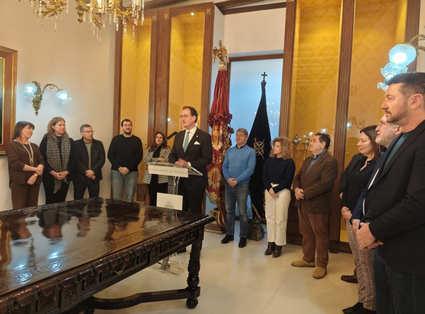 Foto presentación Caballero Cubierto