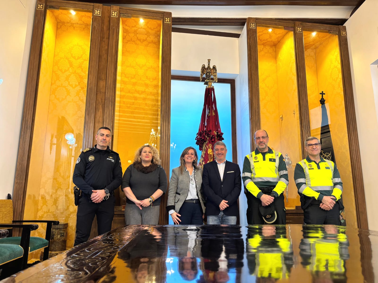 Orihuela refuerza la seguridad vial con un protocolo de colaboración entre Guardia Civil y Policía Local