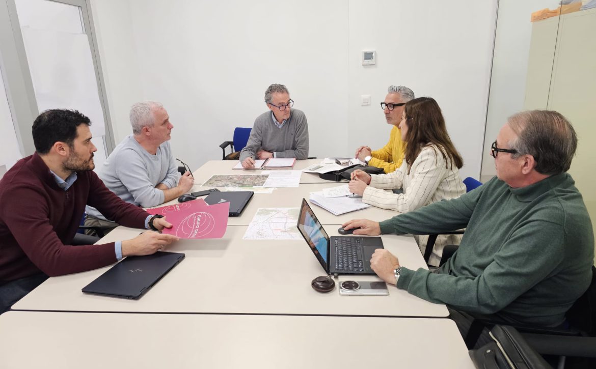 Imagen de la reunión parque empresarial