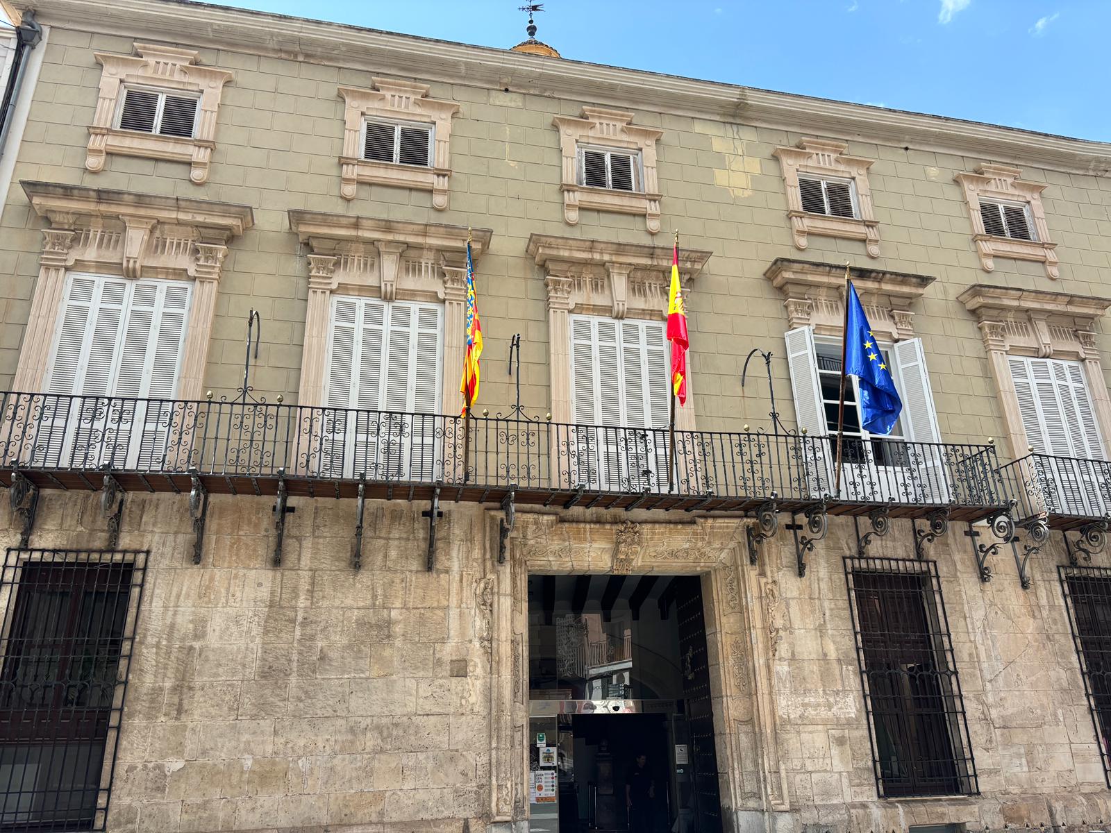 El Ayuntamiento de Orihuela licita el nuevo contrato de limpieza de edificios municipales por cerca de 21 millones de euros