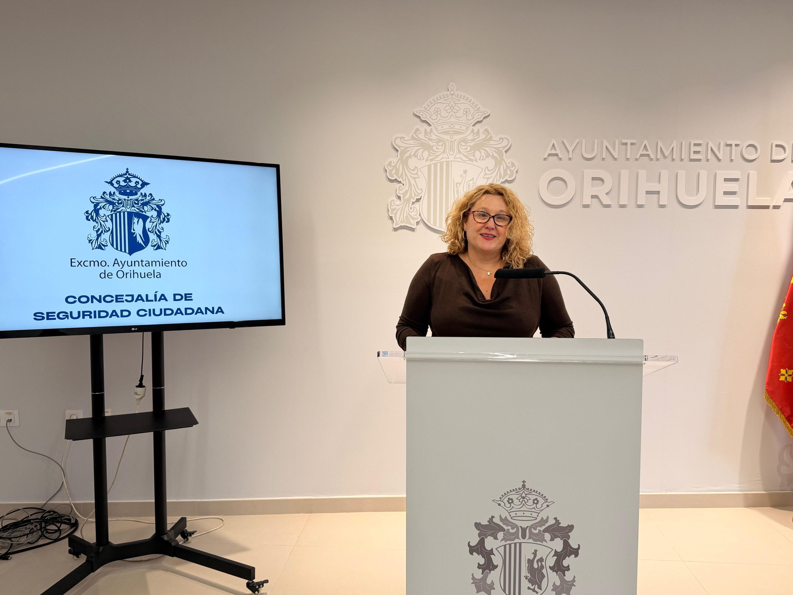 Seguridad Ciudadana mejora la accesibilidad en los pasos peatonales con la incorporación de la nueva generación de semáforos ZEBRA