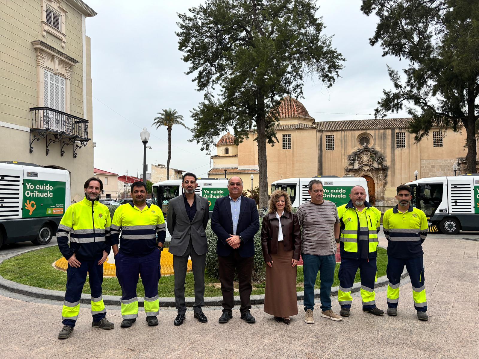 El Ayuntamiento de Orihuela incorpora nuevas barredoras para reforzar el servicio de limpieza viaria