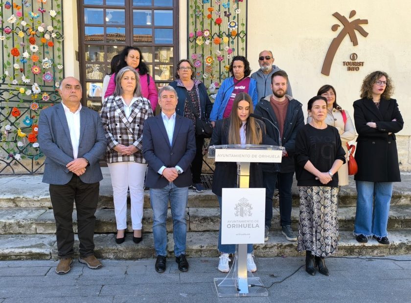 foto lectura manifiesto