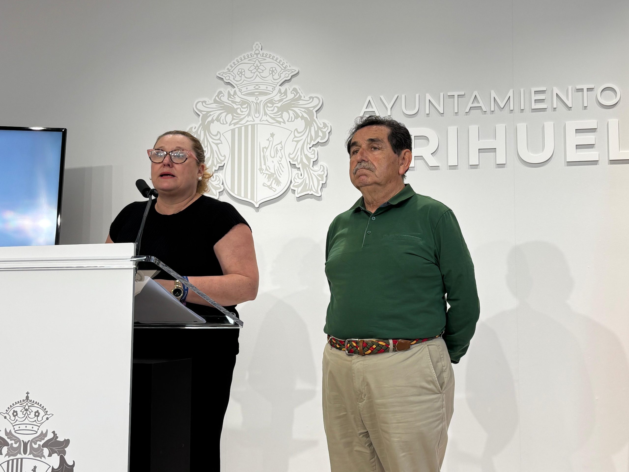 El Ayuntamiento licita por primera vez un servicio de grúa con unidad operativa permanente en Orihuela Costa   