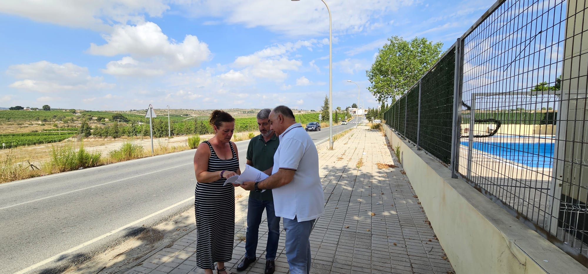 Infraestructuras destinará 170.000 euros a la renovación integral de la entrada de Torremendo