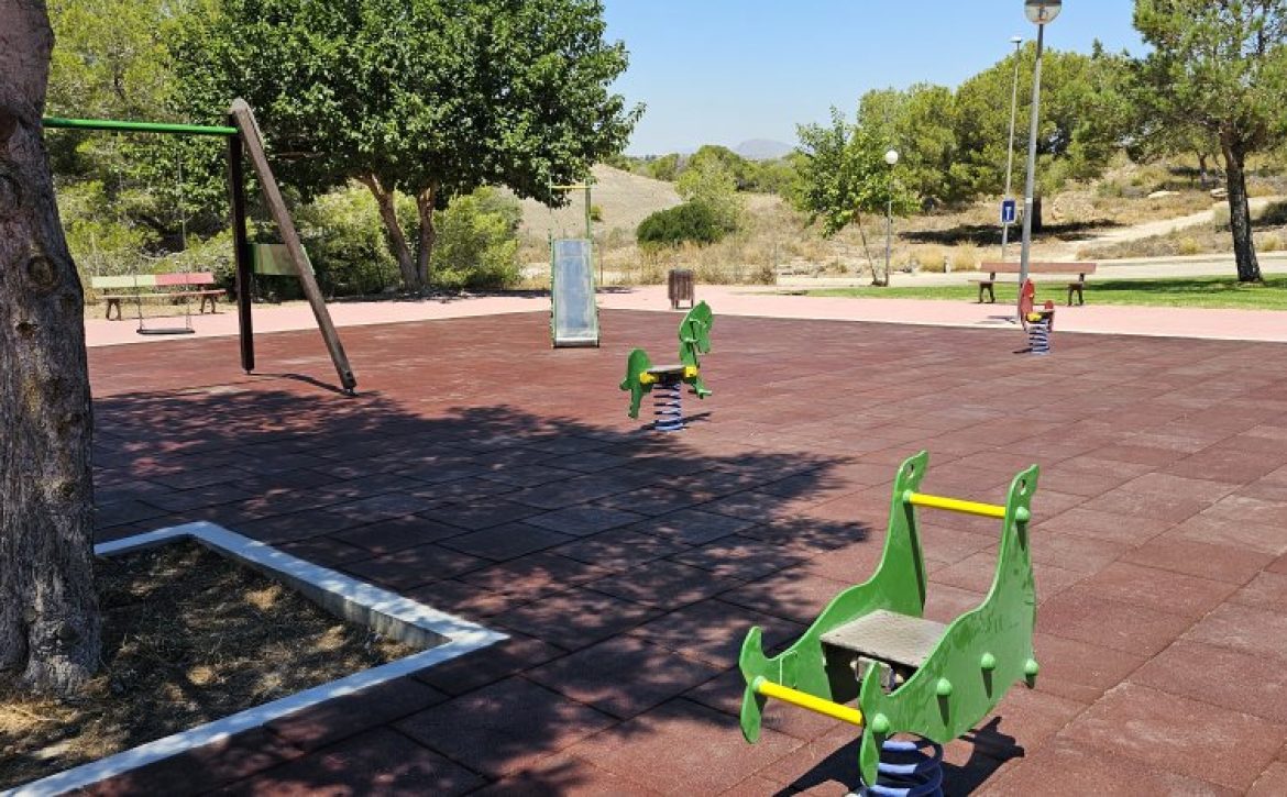Parques infantiles (3)