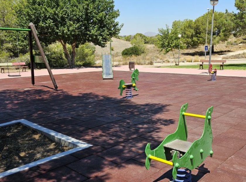 Parques infantiles (3)