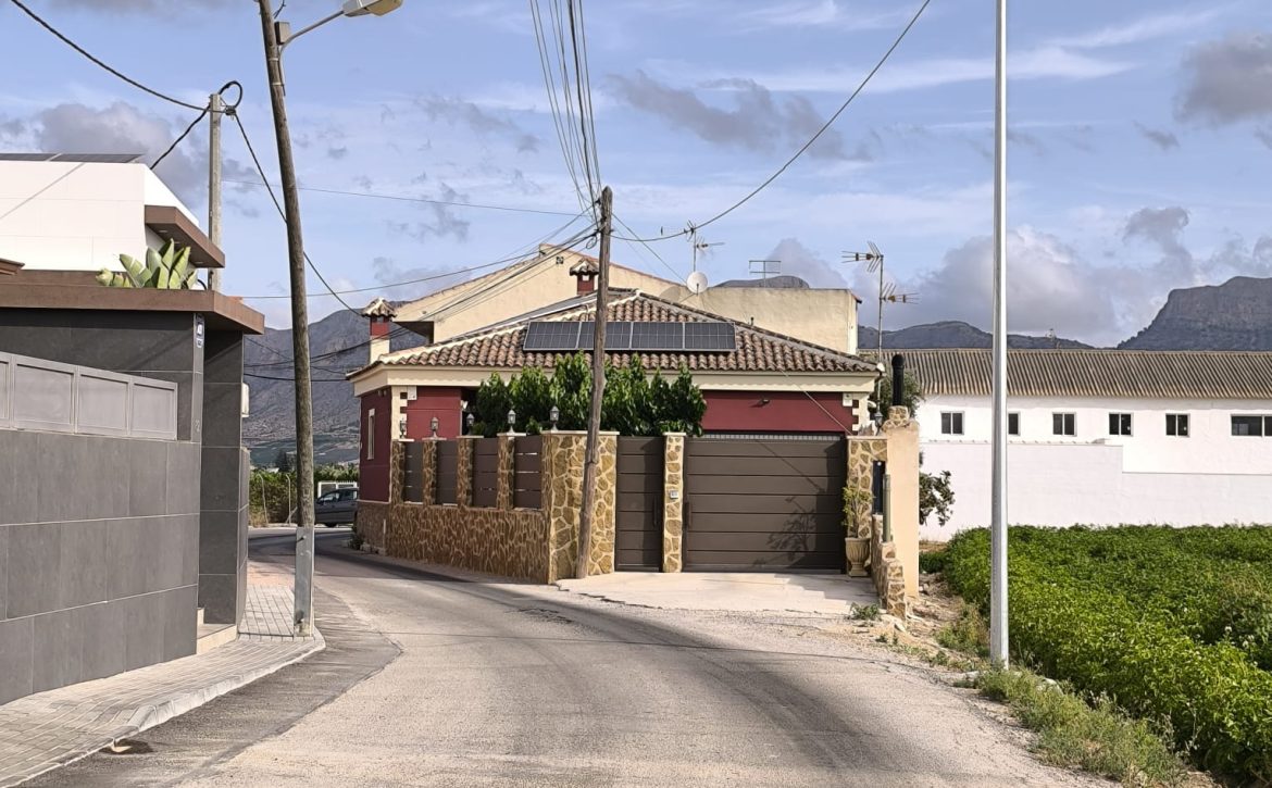 Puntos de alumbrado (2)